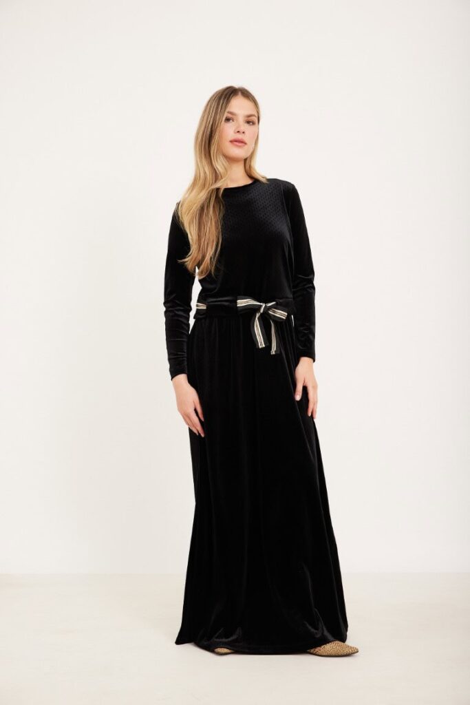 שמלת הנקה קטיפה ריבועים וסרט